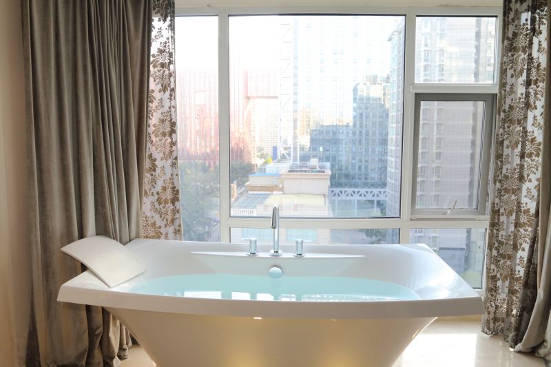 Elegant Soaking Tub